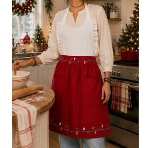 Sur La Table Apron Holiday Embroidered Christmas Lights Eyelet Ruffle Red  19x32
